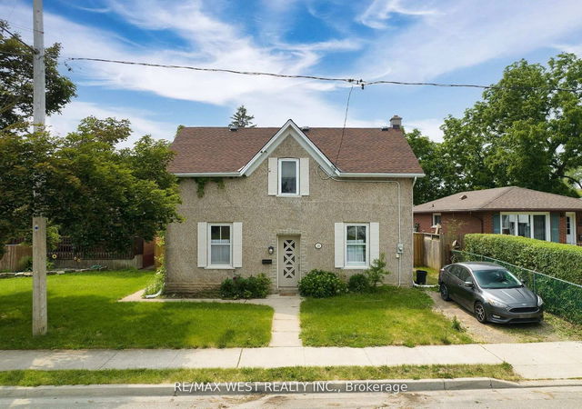 58 Brook Street E