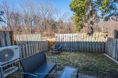 Unit 32 — 634 Strasburg Rd, Kitchener -  image-0-4
