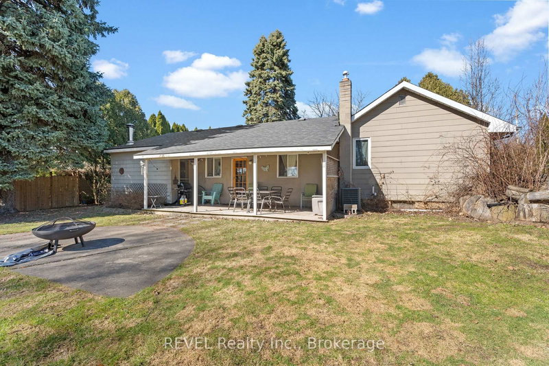 639 Penner St, Niagara-on-the-Lake, L0S 1T0 | Image 3