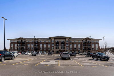 Unit 404 — 103 Westminster Cres, Centre Wellington - Fergus