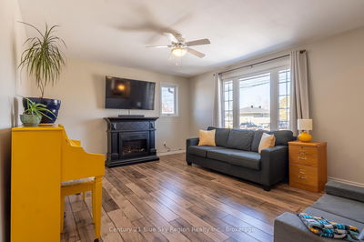 19 Van Horne Cres, North Bay - Ferris image-0-3