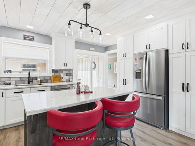203 London Rd, Huron-Kinloss - Huron-Kinloss image-0-2