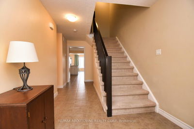 72 MUSSEN St, Guelph - Victoria North image-0-3