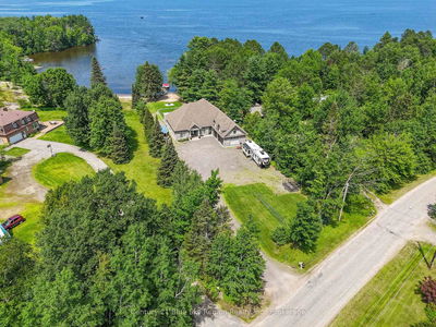 34 Sunrise Bay Dr, Callander - Callander image-0-1