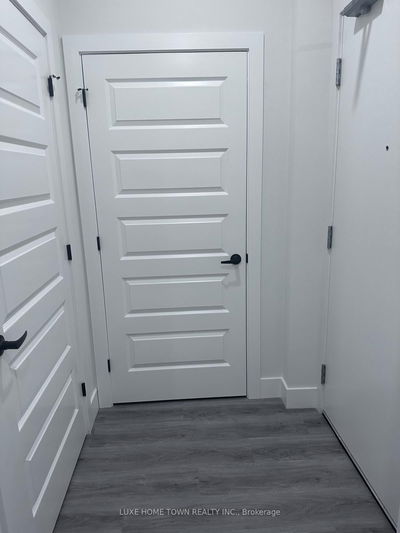 Unit 210 — 1000 Lackner Blvd, Kitchener -  image-0-2
