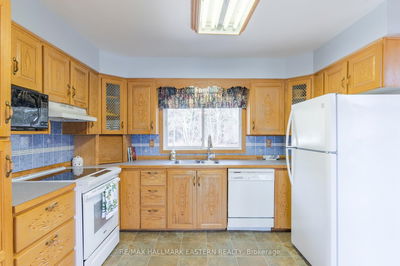 152A Paradise Landing Rd, Maynooth - Herschel Ward image-0-2