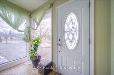 74 Markwood Dr, Kitchener -  image-0-2