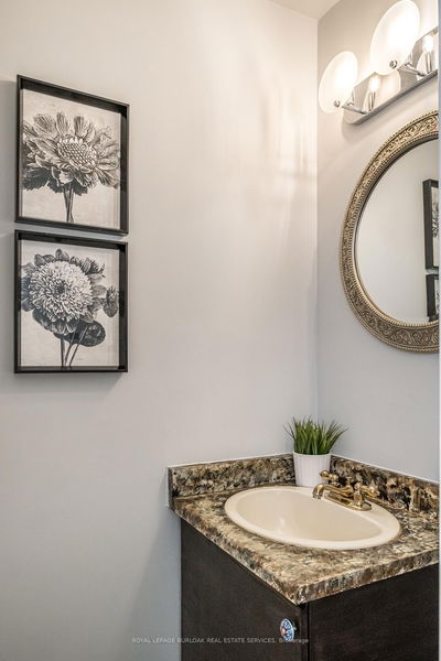 Unit 22 — 1155 Paramount Dr, Hamilton - Stoney Creek Mountain image-0-4