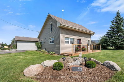 703 Smithville Rd, West Lincoln - West Lincoln