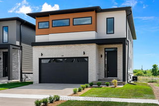 39 Alicia Crescent