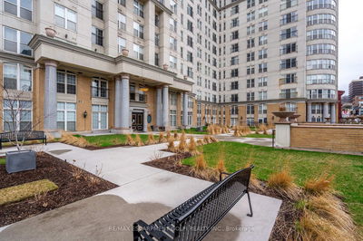 Unit 1206 — 135 James St, Hamilton - Durand image-0-2