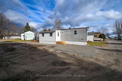 418 NICOLE St, Smiths Falls - Drummond/North Elmsley (North Elmsley) Twp image-0-4