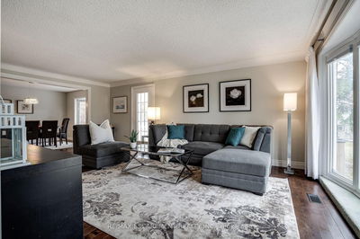 558 Governors Rd, Hamilton - Dundas image-0-4