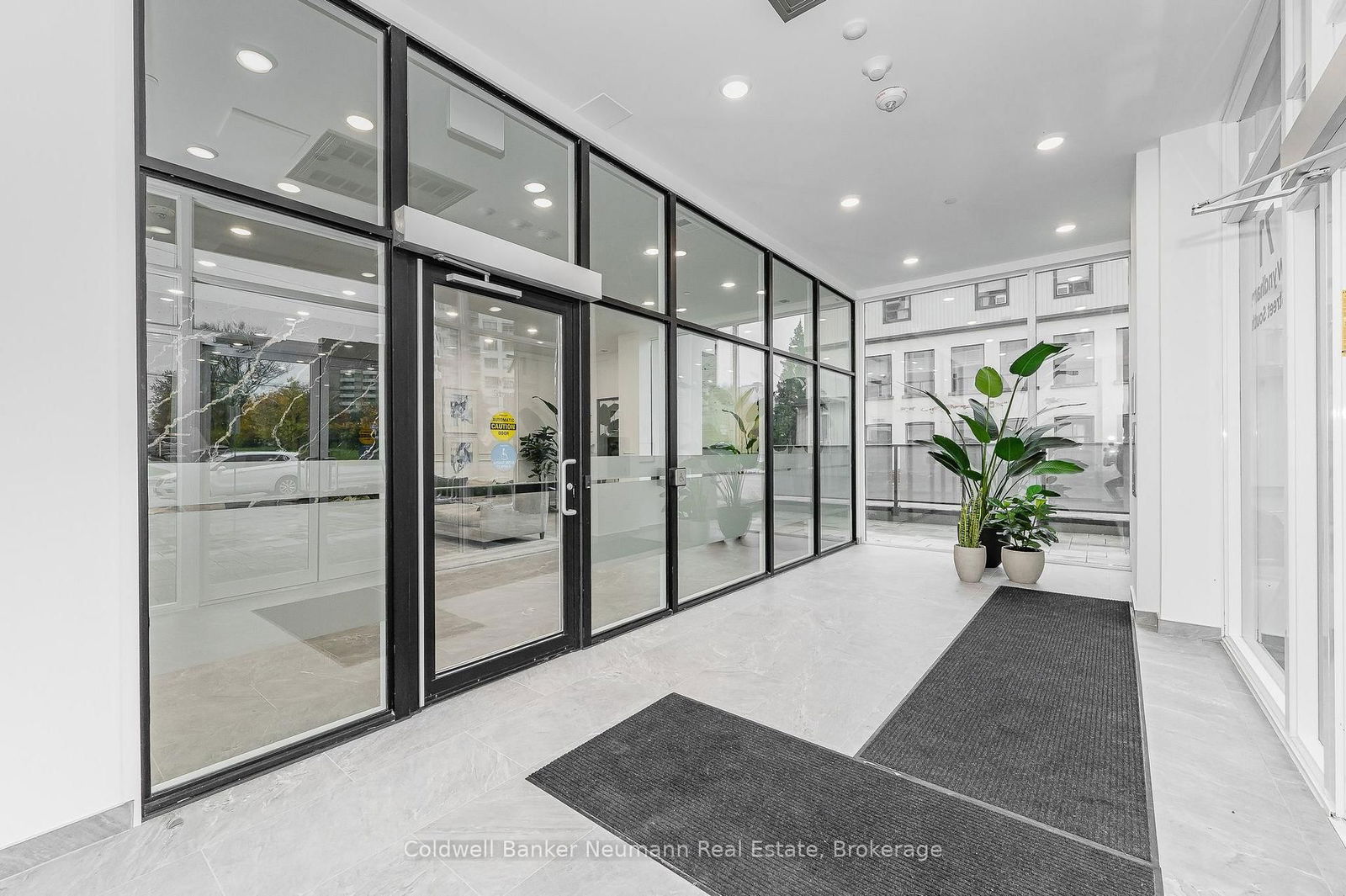 Condo for sale at 101-71 Wyndham Street, Guelph, St. Patrick's Ward, N1E 5R3 - MLS: X12038847