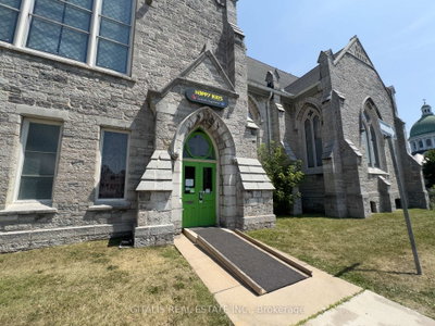 126 Wellington Street — photo 3