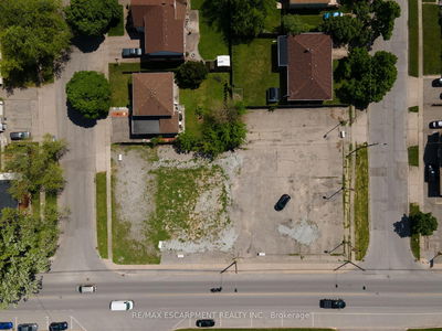 811 East Main St, Welland - Welland Downtown image-0-4