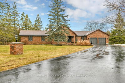 102 Delaney Dr, Carp - Huntley Ward (South West)