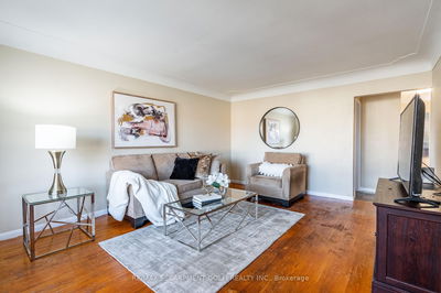 409 Upper Wentworth St, Hamilton - Inch Park image-0-4
