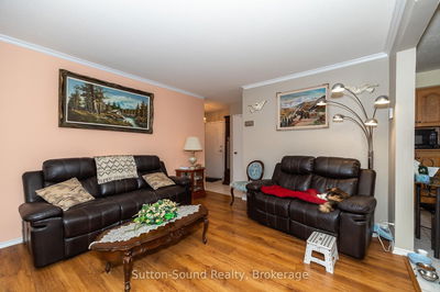 Unit 303 — 860 9 St, Owen Sound - Owen Sound image-0-3