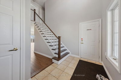 257 Tobin Crt, Peterborough North - 1 North image-0-3