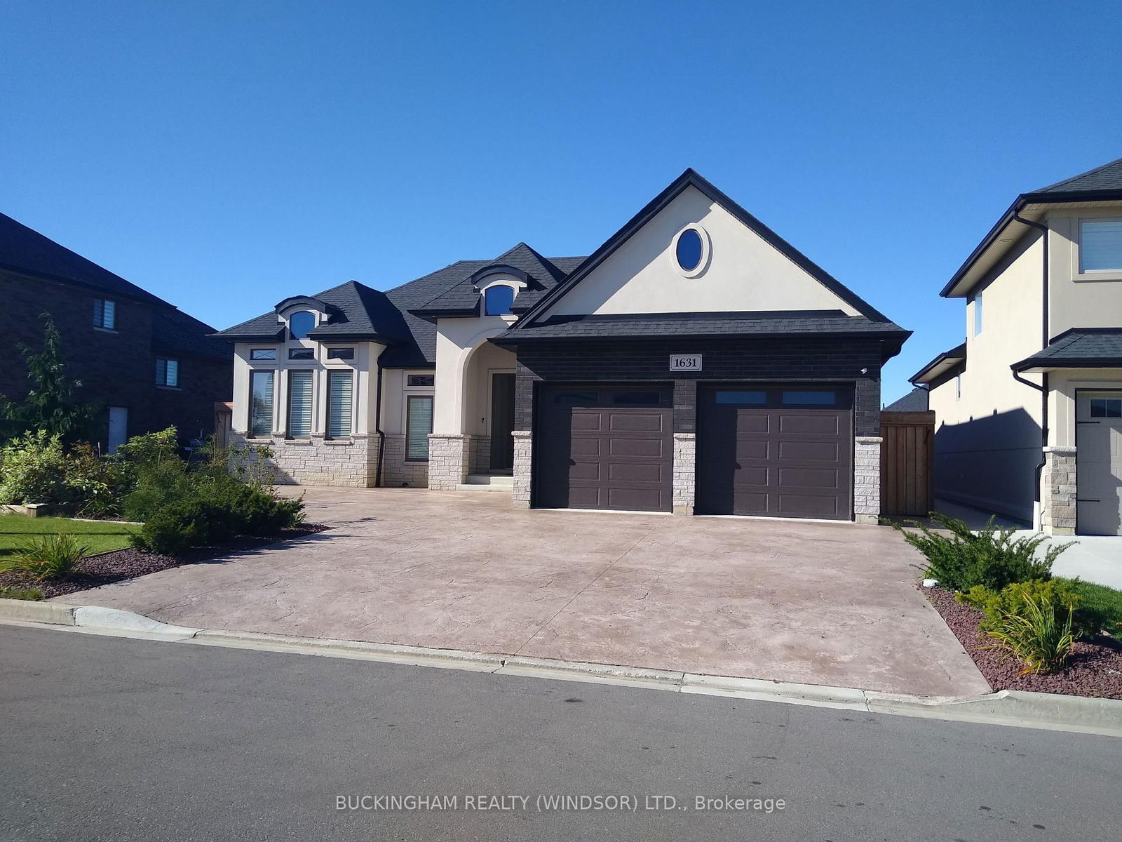 Detached House for sale at 1631 Barkley Avenue, Windsor, Windsor, N8P 0E8 - MLS: X12040307