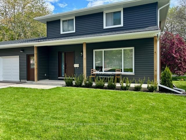 Detached House sold at 3 Inwood Crescent, Kitchener, N2M 2L9 - MLS: X12040443