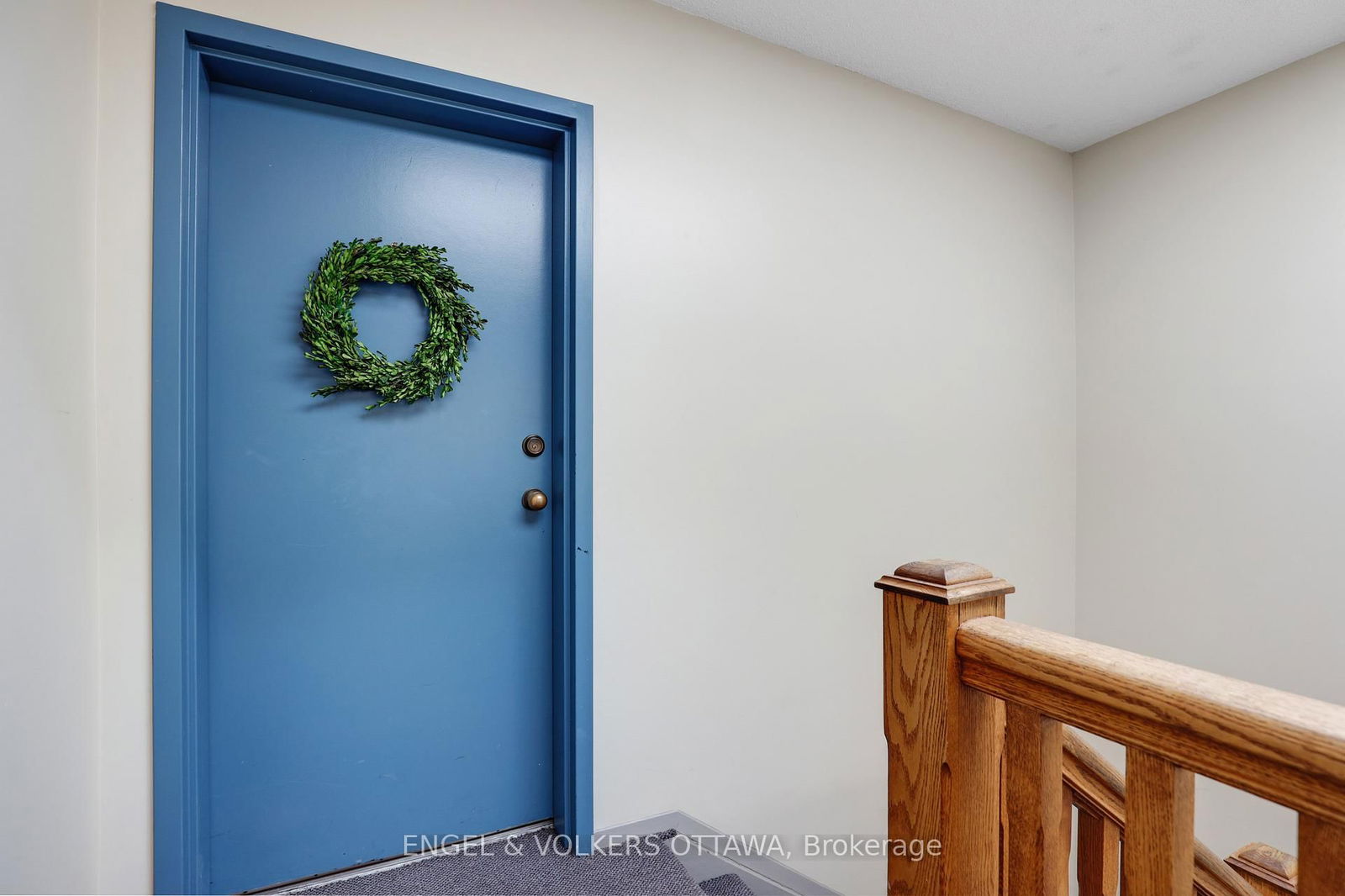 Condo sold at 6-71 Sweetland Avenue, Ottawa, Sandy Hill, K1N 7T9 - MLS: X12040836