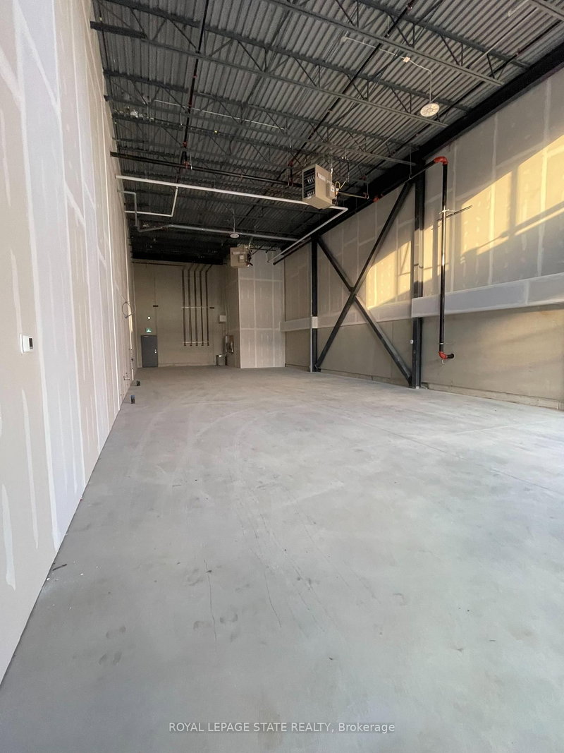 1 - 24 Ditton Dr, Hamilton, L8W 0A9 | Image 3