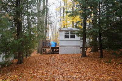 Unit 69 — 76735 WILDWOOD Line, Bluewater - Stanley image-0-2
