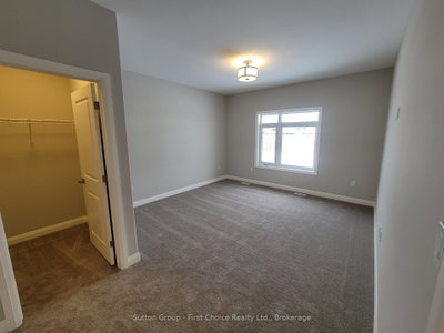 119 ROWE Avenue • South Huron, ON photo 8