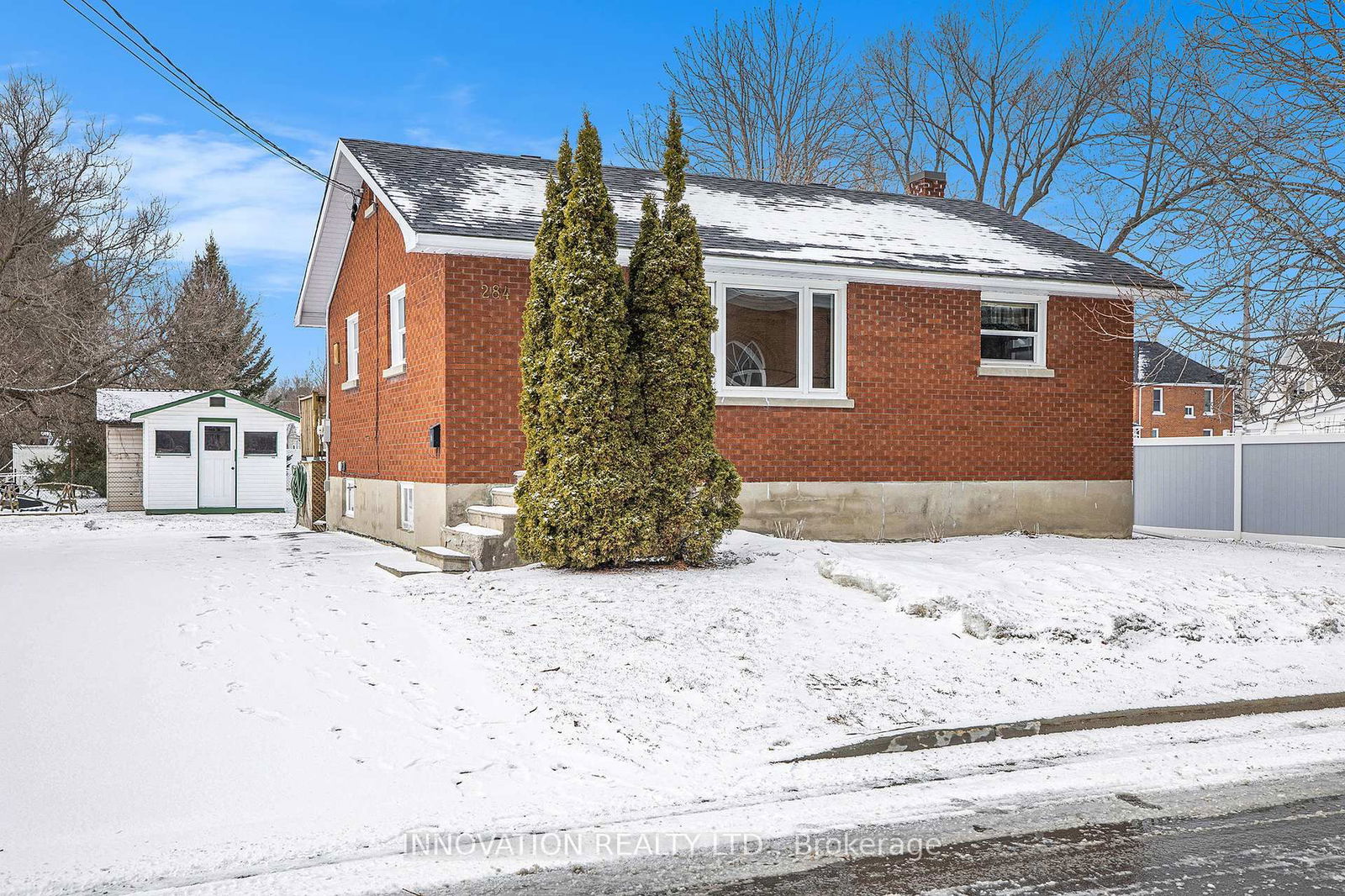 Detached House sold at 284 Alicia Street, Arnprior, Arnprior, K7S 1H5 - MLS: X12041657