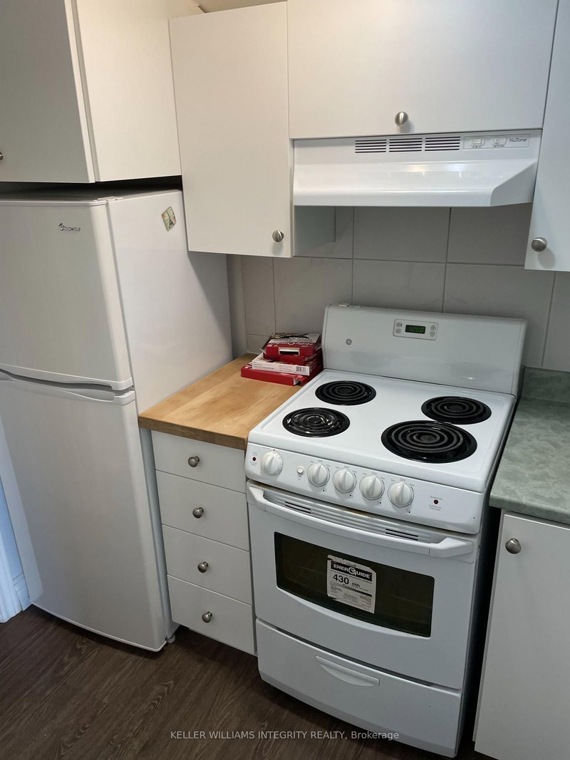 276 Mcarthur Ave, Ottawa, K1L 6P4 | Image 3