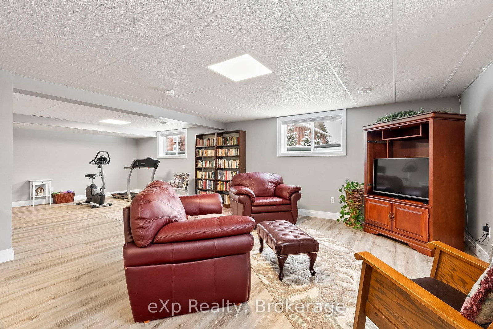 Listing Image 23
