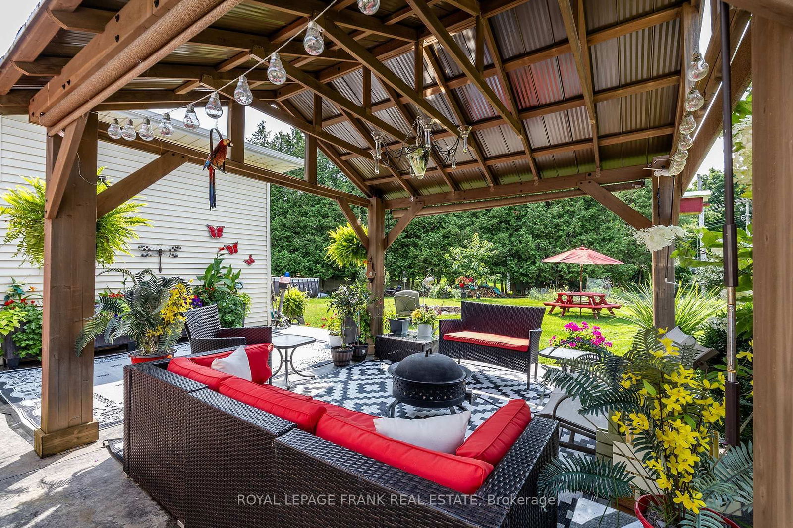 Detached House for sale at 4 Shelley Drive, Kawartha Lakes, Little Britain, K0M 2C0 - MLS: X12042119
