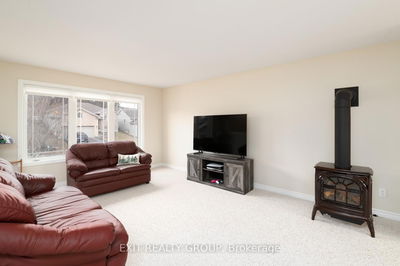 28 Kyle Crt, Hastings - Frankford Ward image-0-4