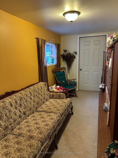4425 Front St, Verona - Frontenac South image-0-1