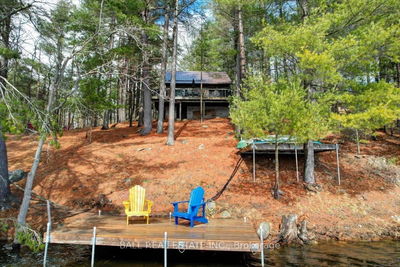 1120 Richmond Lane, Parham - Frontenac Centre