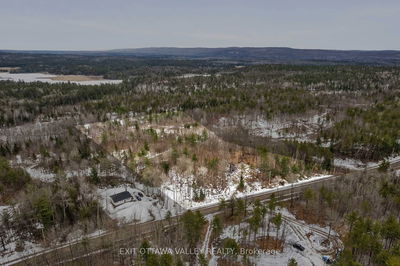 1042 McGrath Rd, Eganville - Eganville/Bonnechere Twp image-0-1