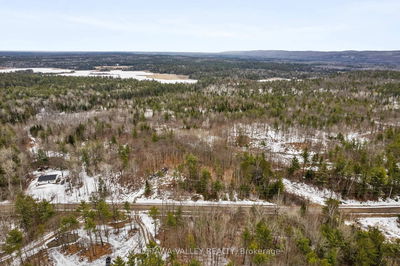 1042 McGrath Rd, Eganville - Eganville/Bonnechere Twp image-0-2
