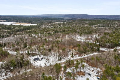 1042 McGrath Rd, Eganville - Eganville/Bonnechere Twp image-0-3