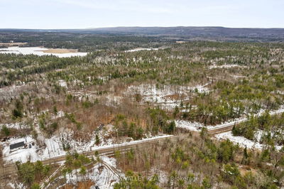 1042 McGrath Rd, Eganville - Eganville/Bonnechere Twp image-0-4