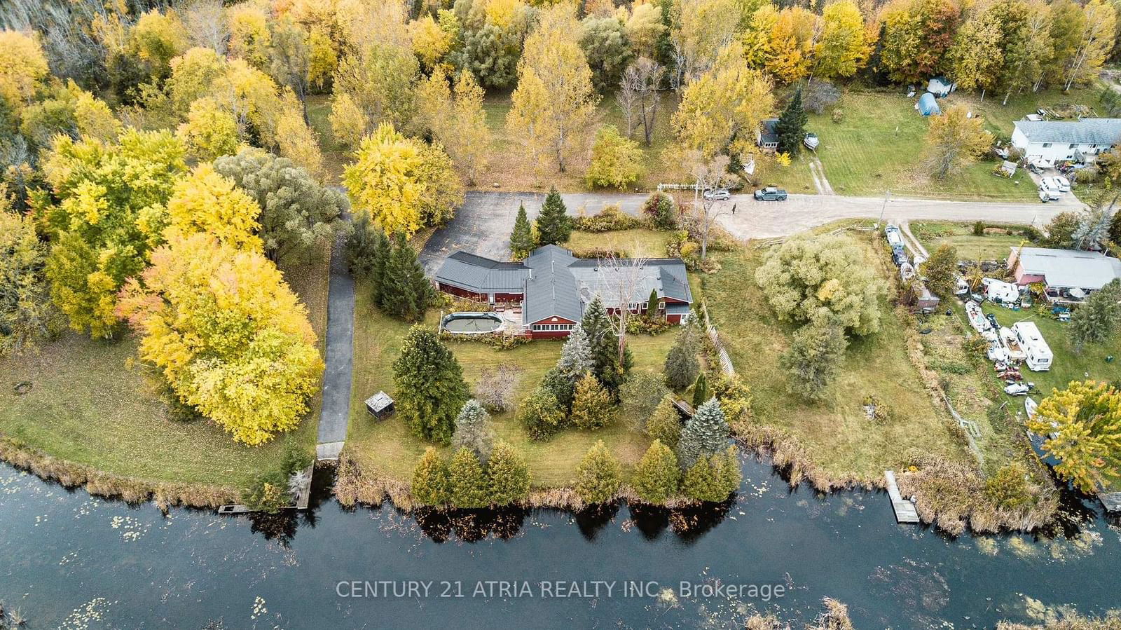 Building at 17 Beatrice Drive, Kawartha Lakes, Fenelon Falls