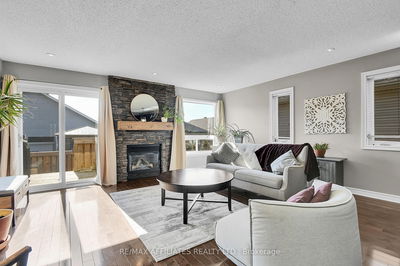 448 Van Dusen St, Almonte - Almonte image-0-3