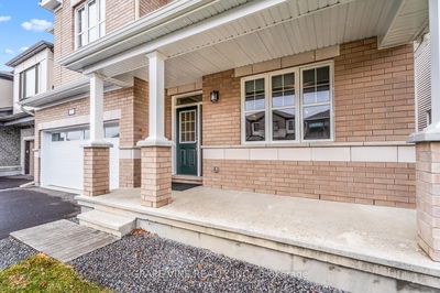 102 Green Ash Ave, Richmond - Goulbourn Twp From Franktown Rd/South To Rideau image-0-1