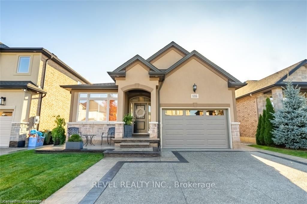 Detached House sold at 135 Greti Drive, Hamilton, Rural Glanbrook, L9B 1P9 - MLS: X12044093
