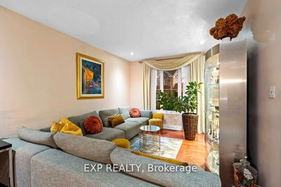 33 Valencia St, Ottawa - Barrhaven East image-0-2