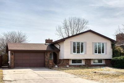 270 Centennial Dr, Tecumseh - Tecumseh
