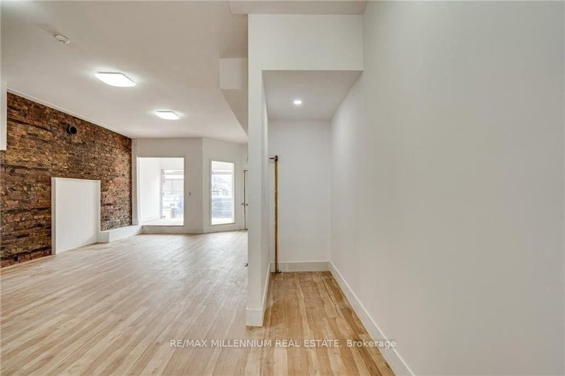 363 Barton St E, Hamilton, L8L 2X8 | Image 3