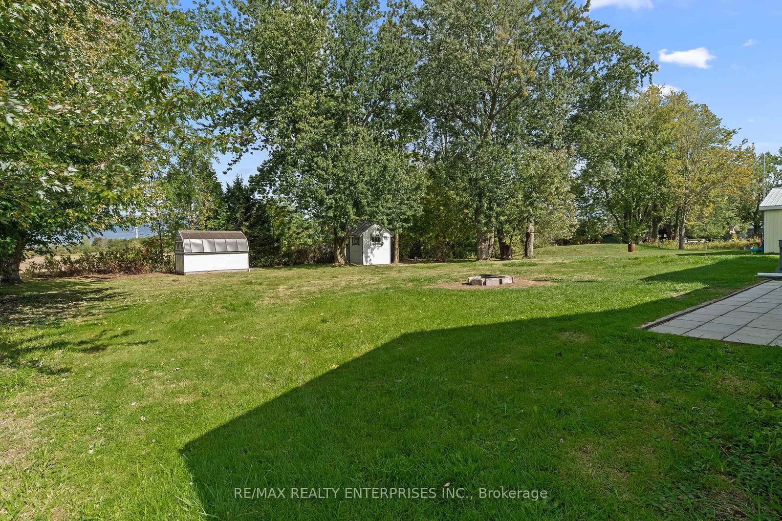 Listing Image 28