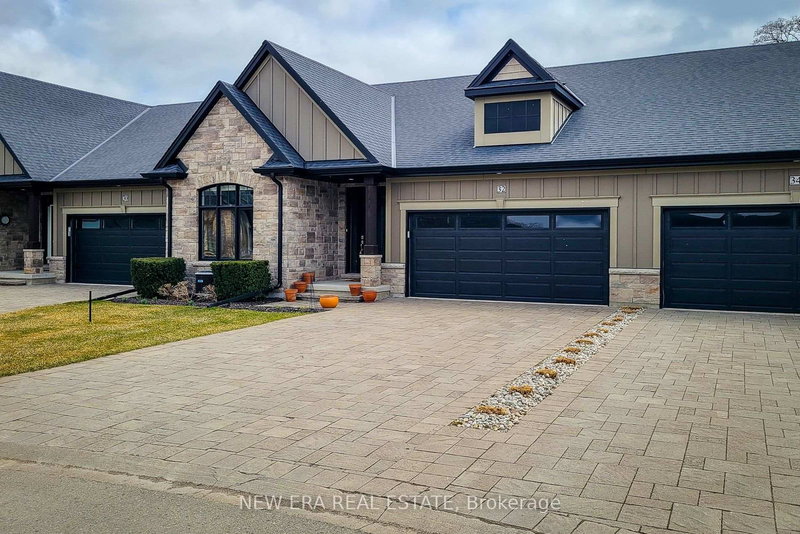 32 Ridgeview Cres, Niagara-on-the-Lake, L0S 1J1 | Image 3